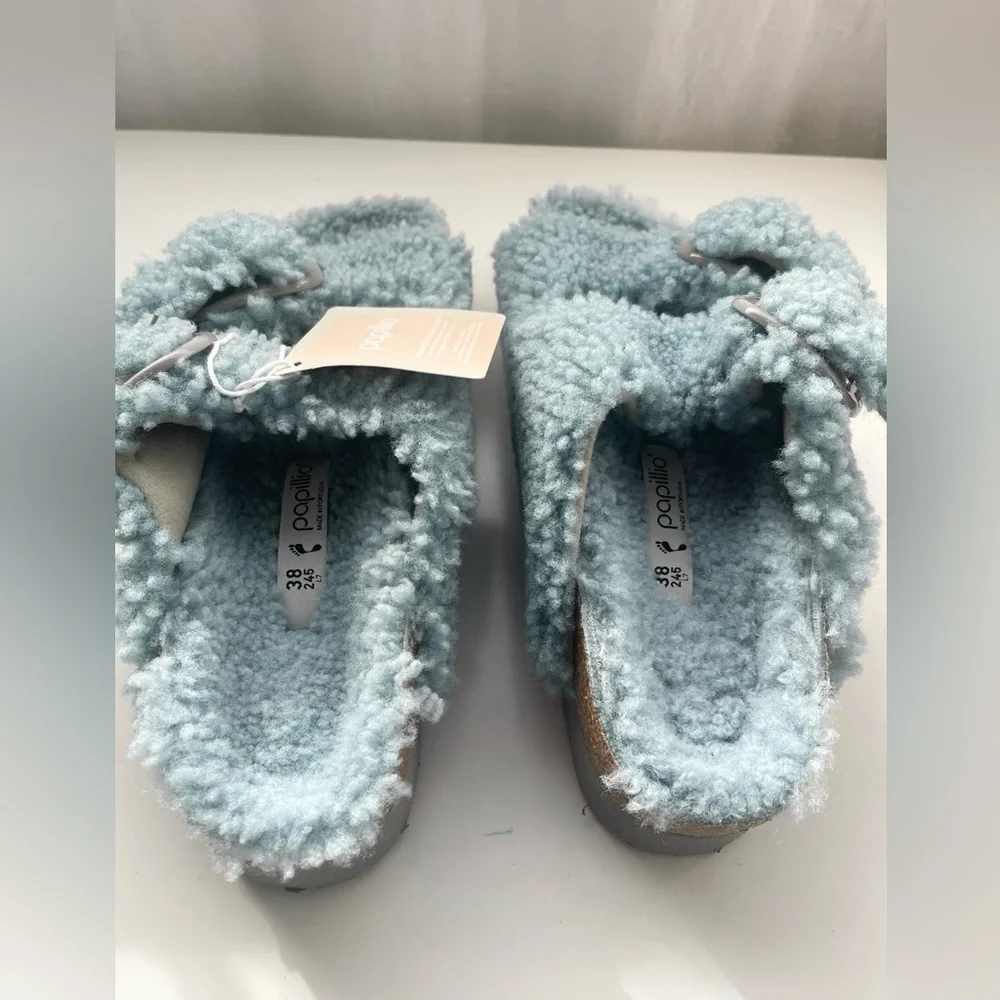 NWOT Birkenstocks Arizona Big Buckle Papilio Teddy Shearling Size 38 Narrow 7